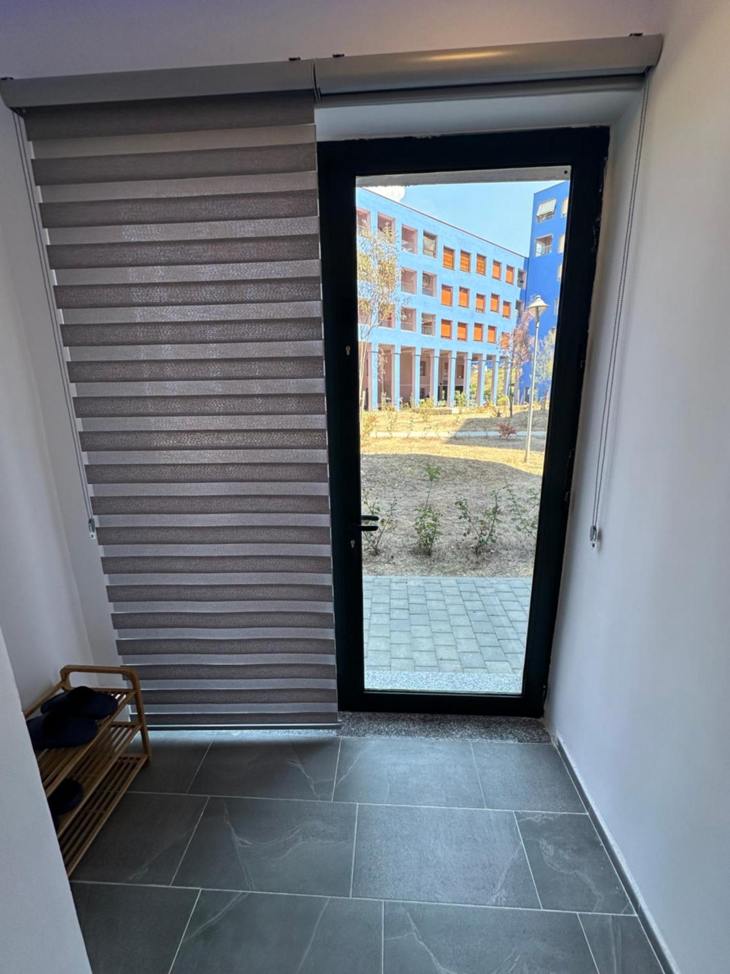 Sunflower Apartment 티라나 외부 사진