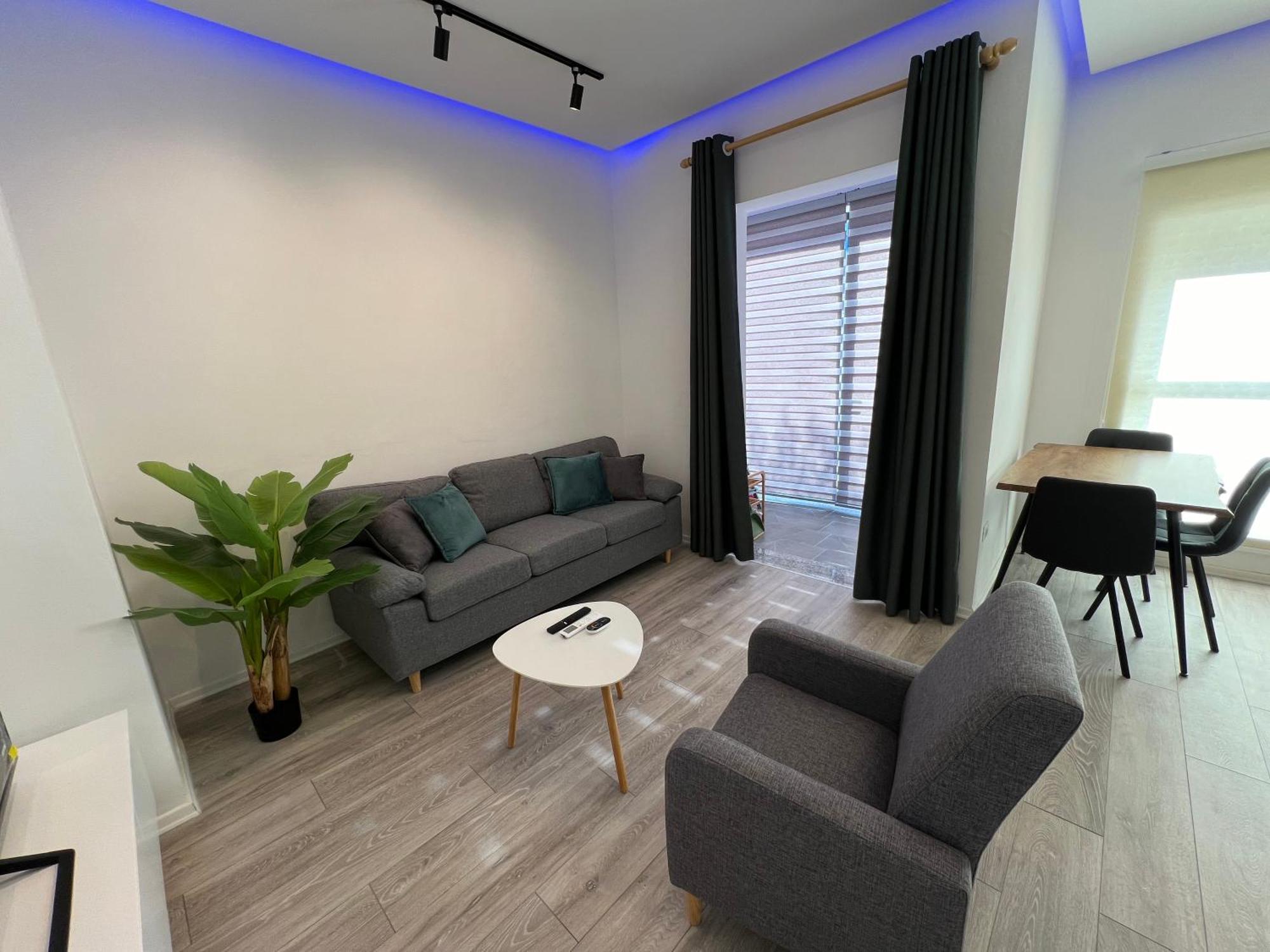 Sunflower Apartment 티라나 외부 사진
